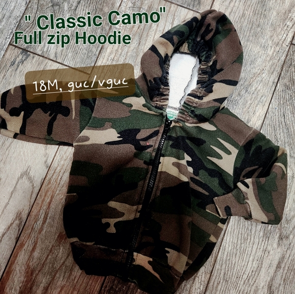 3 toddler Boy Hoodies, 18m/24m Dinoflauge, Converse & Camo print - Picture 12 of 12